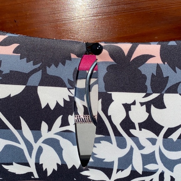 Women's Pink and Black Patterned Skirt Set - Picture 2 of 4